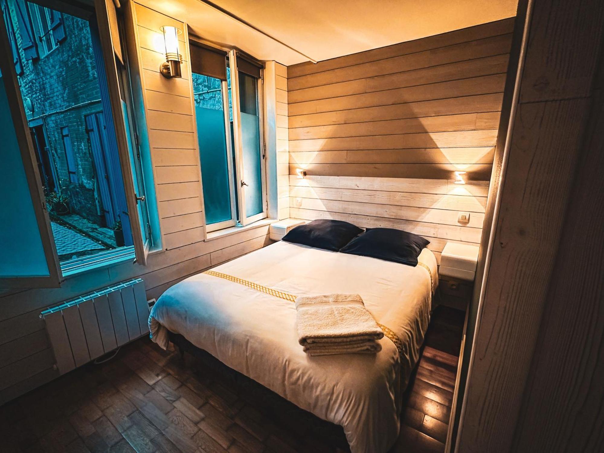 Le 105, Honfleur Bed & Breakfast Dış mekan fotoğraf